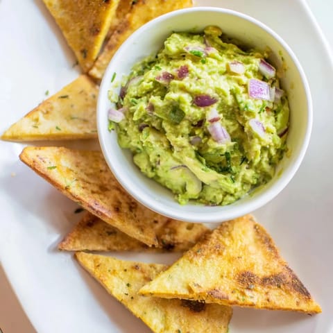 Pita Chips Guacamole Bowl